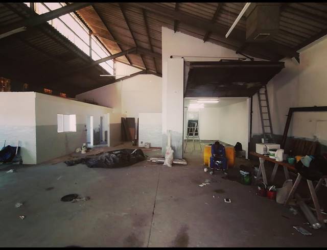 255M² WAREHOUSE TO LET IN BELLVILLE CENTRAL